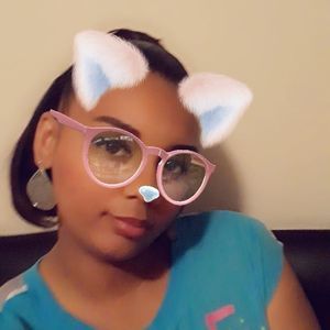 Meet your Posher, Angelica